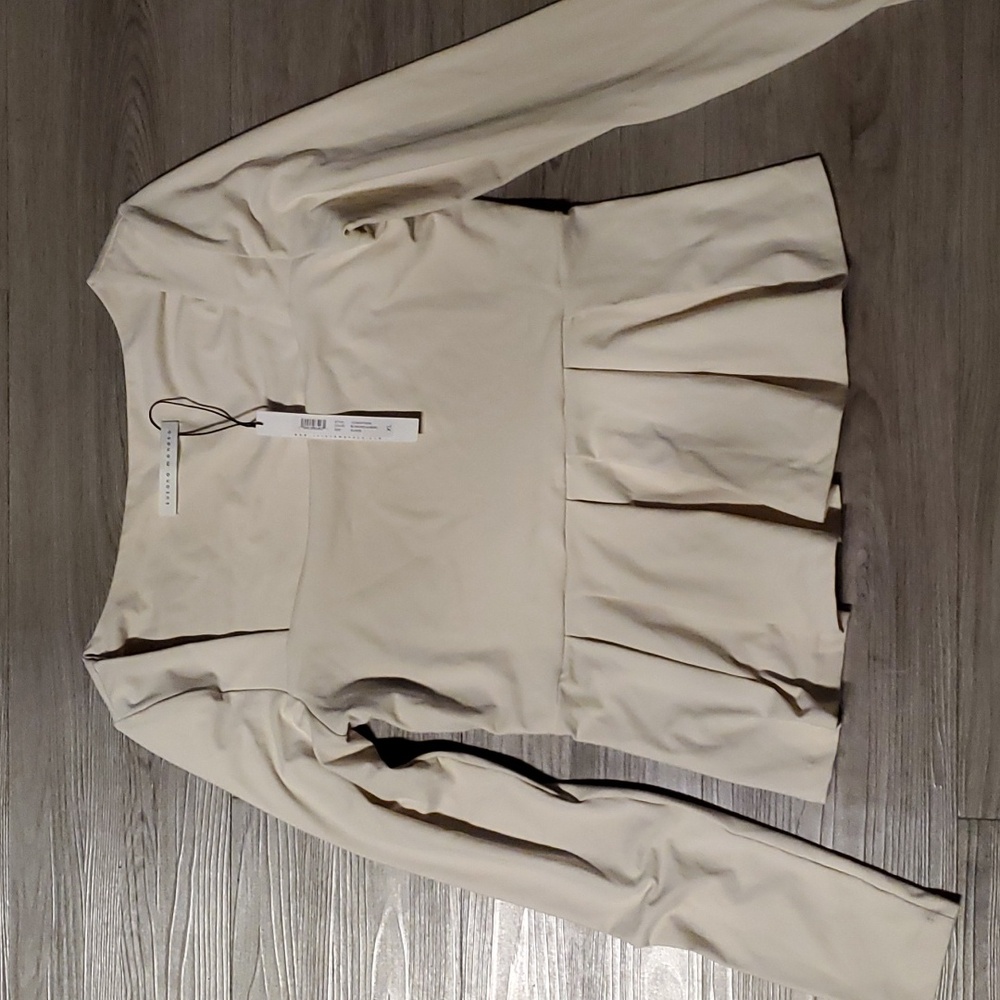 Susana Monaco square neck long sleeve peplum shirt